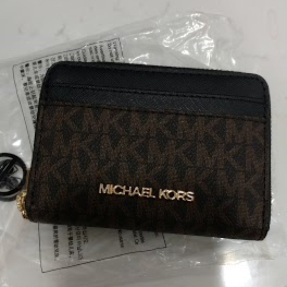 NWT Michael Kors Jet Set Card Case Wallet